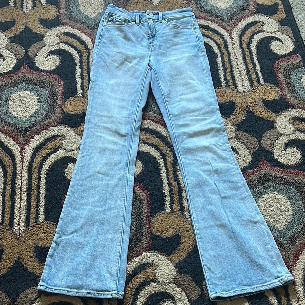 buckle light wash high rise jeans